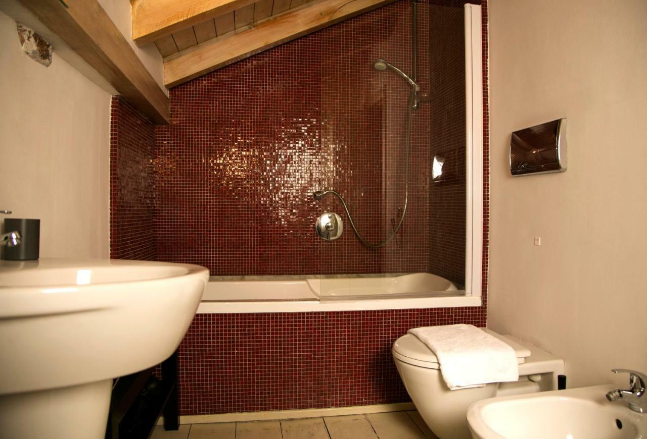 كاتانيا Suittom Apartment المظهر الخارجي الصورة